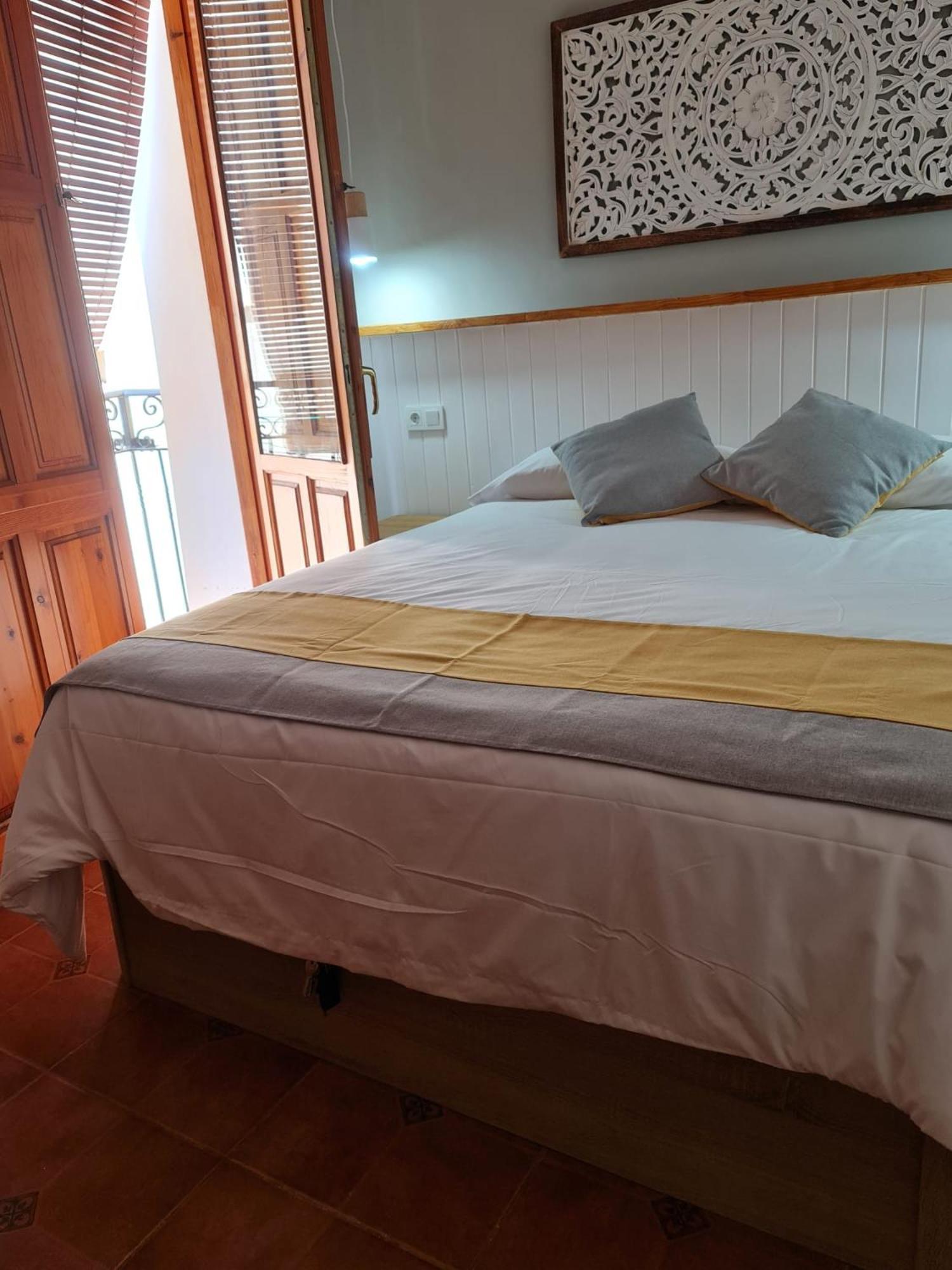Apartamento Casa Raoret Ла-Віла-Джойоза Екстер'єр фото